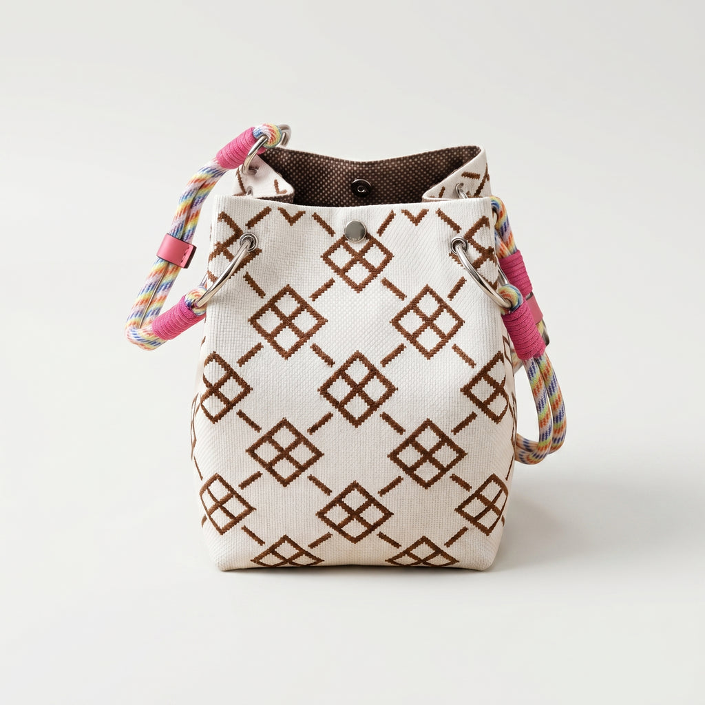 Sac panier ovale tricoté