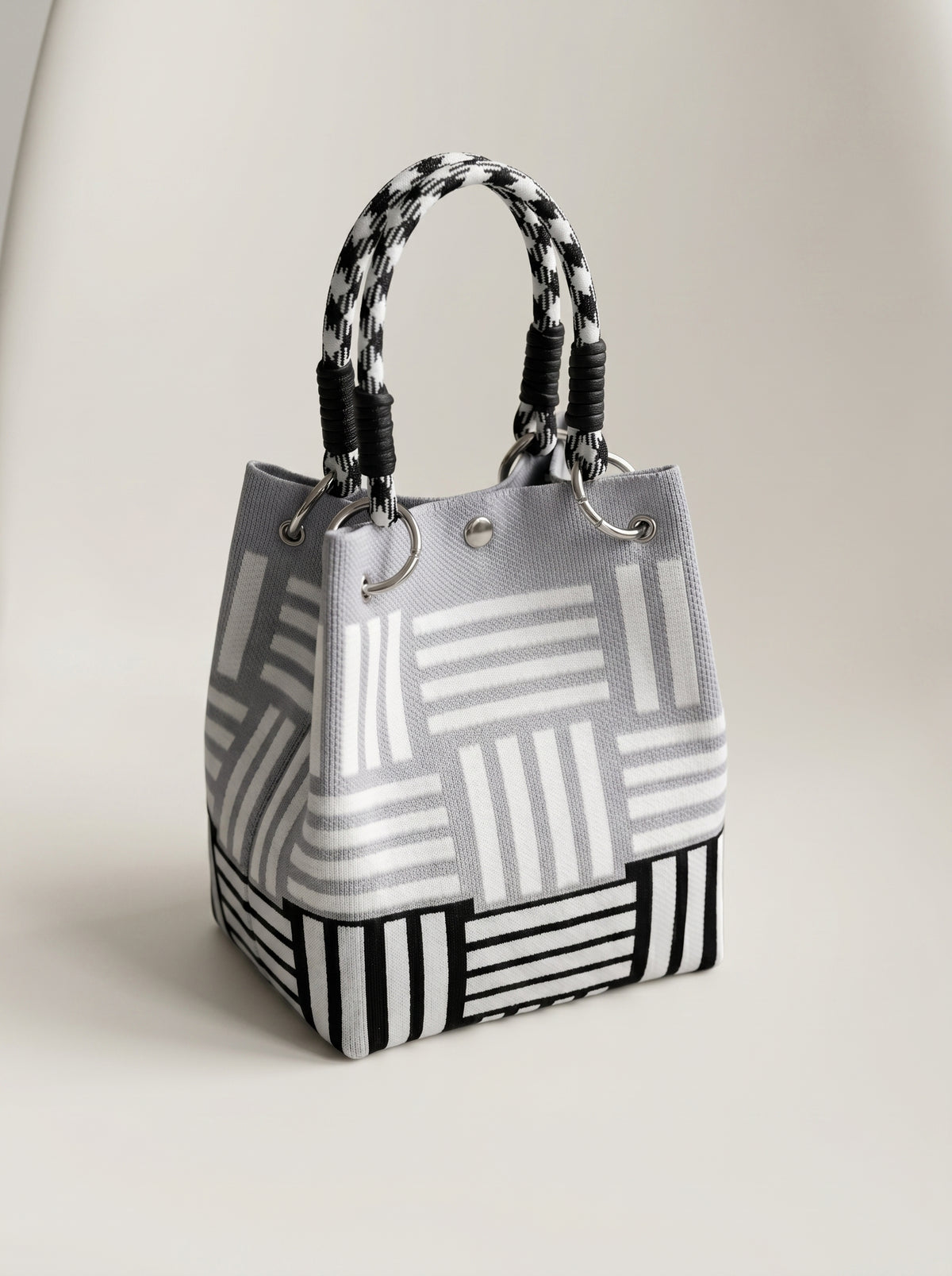 Sac panier ovale tricoté